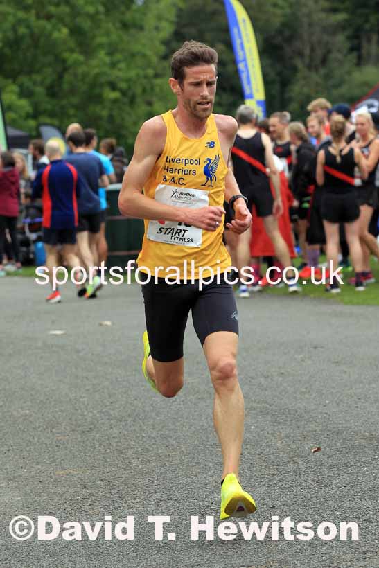 Senior mens Northern 6 Stage Relay, 2023 Northern 6 and 4 Stage Relays and Youngsters, Birkenhead Park, Wirral.  Photo: David T. Hewitson/Sports for All Pics